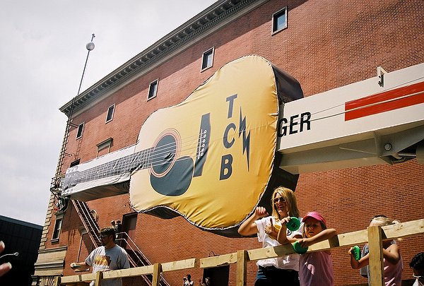 Copyright � 2003 by Steven L. Van Dyke