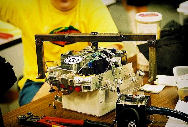 Copyright � 2002 by Steven & Winnie Van Dyke