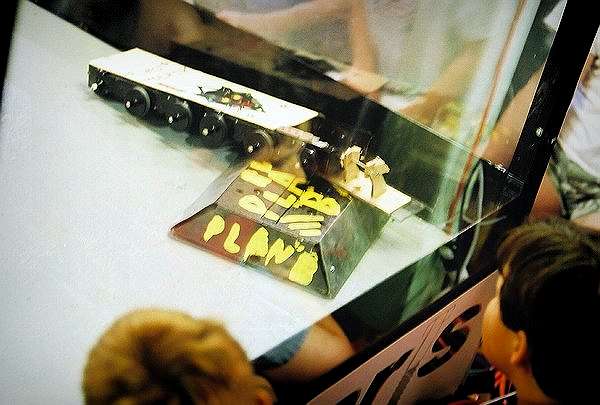 Copyright � 2002 by Steven & Winnie Van Dyke